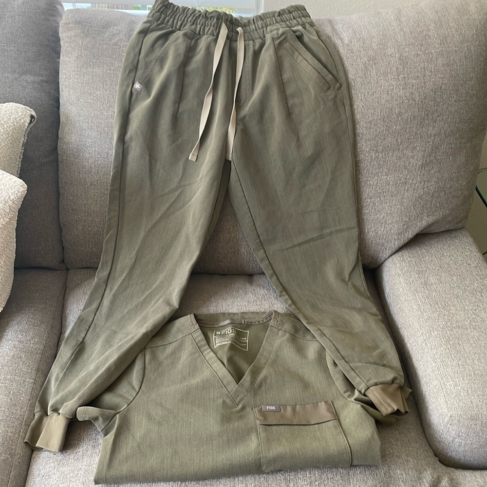 Sold as a set: Figs Limited Release Heather Olive